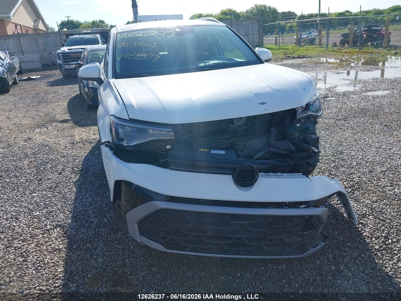3VVUC7B21SM038399 · 2025 VOLKSWAGEN TAOS SE