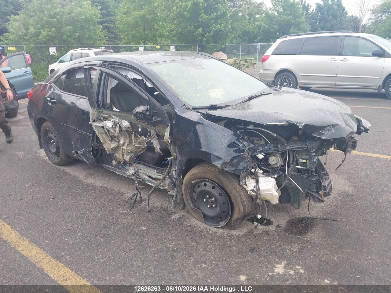 2T1BURHEXKC157657 · 2019 TOYOTA COROLLA SE