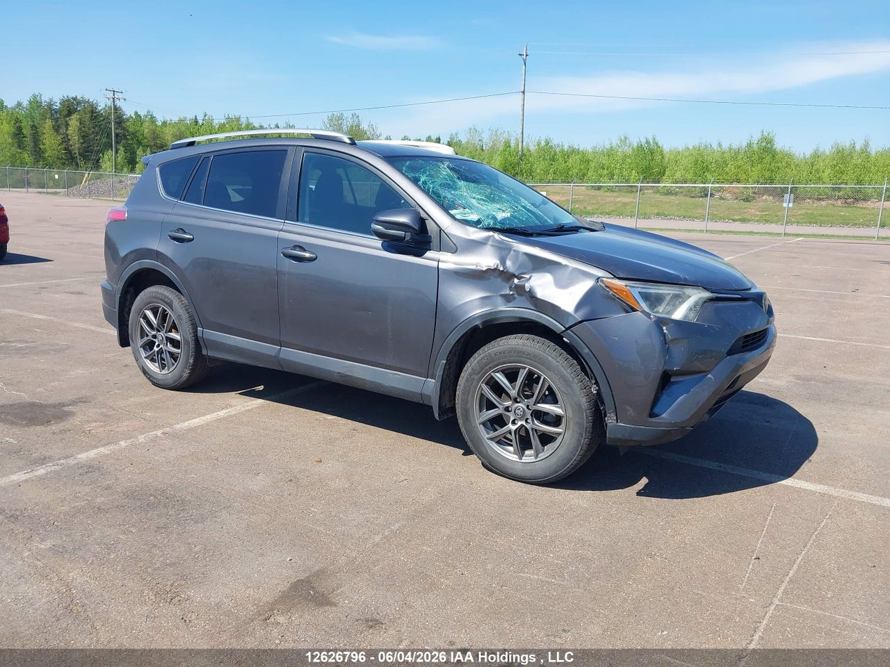 2T3BFREVXHW688791 · 2017 TOYOTA RAV4 LE