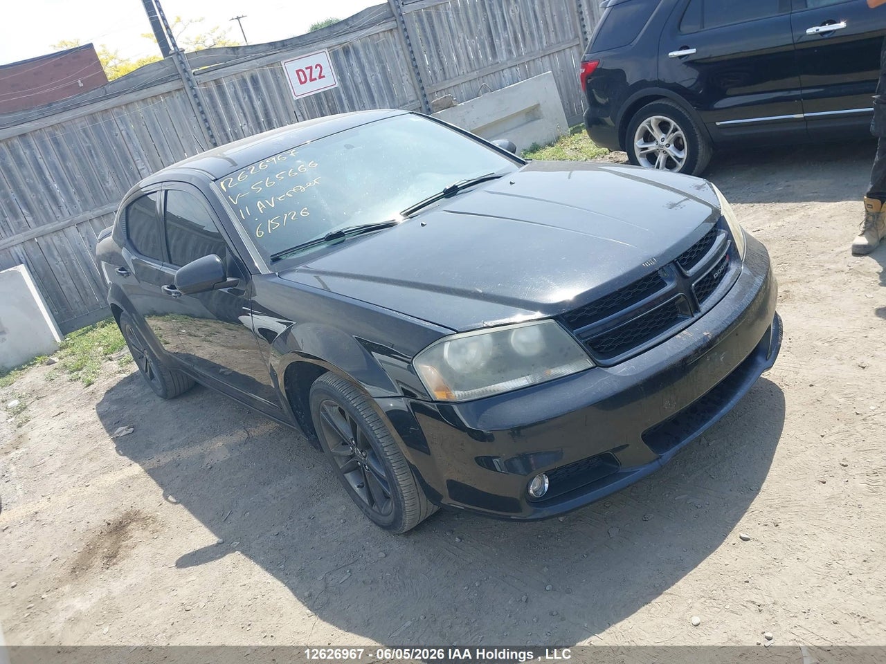 1B3BD1FB1BN565666 · 2011 DODGE AVENGER