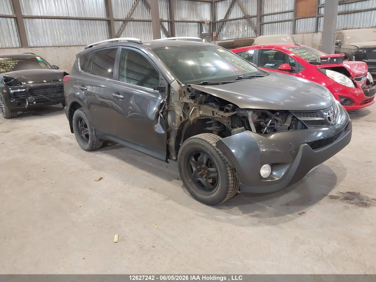 2T3WFREV1DW027887 · 2013 TOYOTA RAV4 XLE