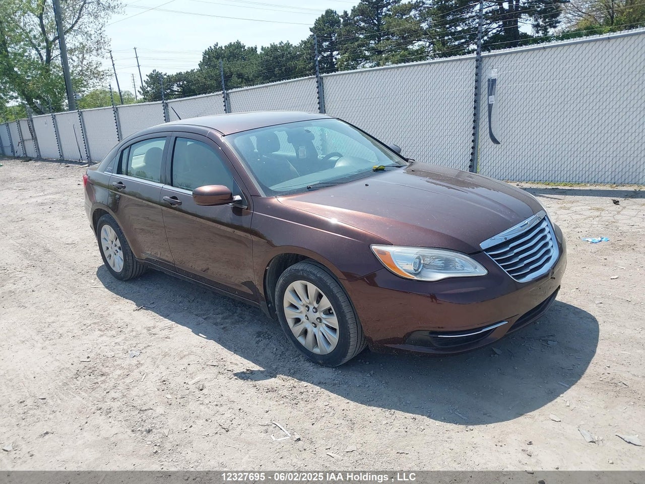 1C3CCBAB1DN506370 · 2013 CHRYSLER 200 LX