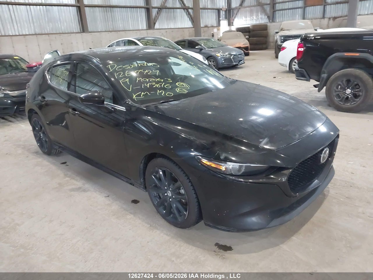 JM1BPAMM0K1143616 · 2019 MAZDA 3 PREFERRED
