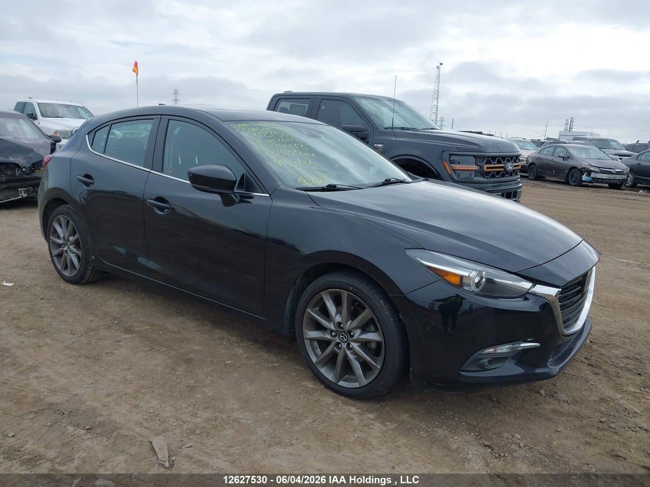 3MZBN1M3XJM174478 · 2018 MAZDA MAZDA3 GT