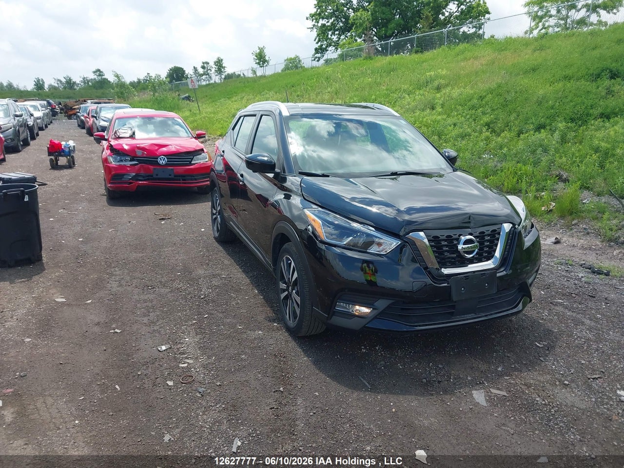3N1CP5DV6LL576603 · 2020 NISSAN KICKS SR