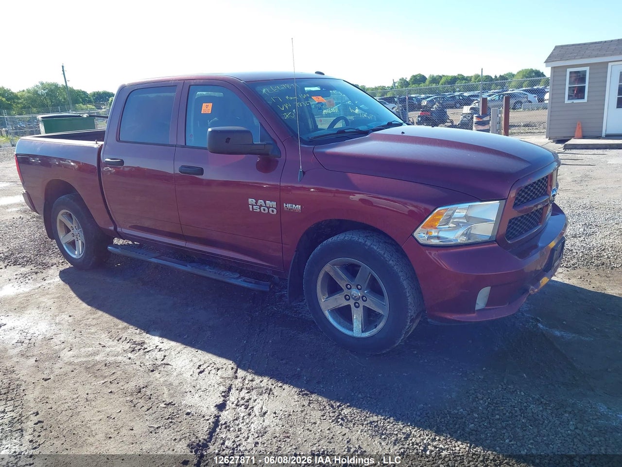 3C6RR7KT1HG783633 · 2017 RAM 1500 ST