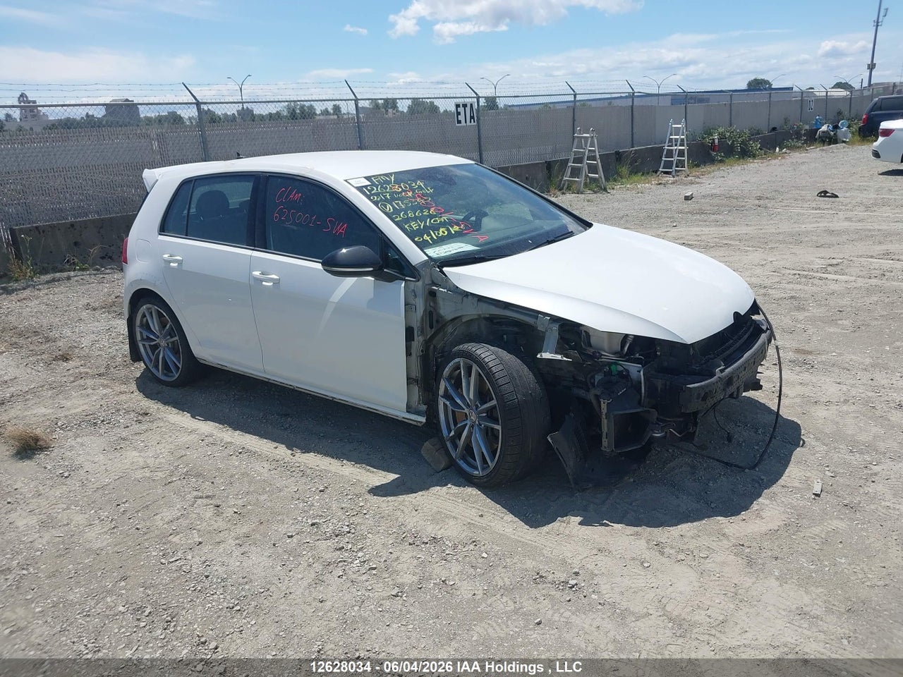 WVWVF7AU8HW175345 · 2017 VOLKSWAGEN GOLF R