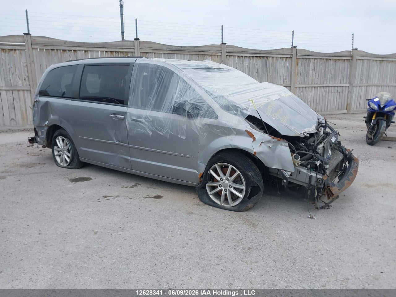 2C4RDGBGXFR559424 · 2015 DODGE GRAND CARAVAN SE