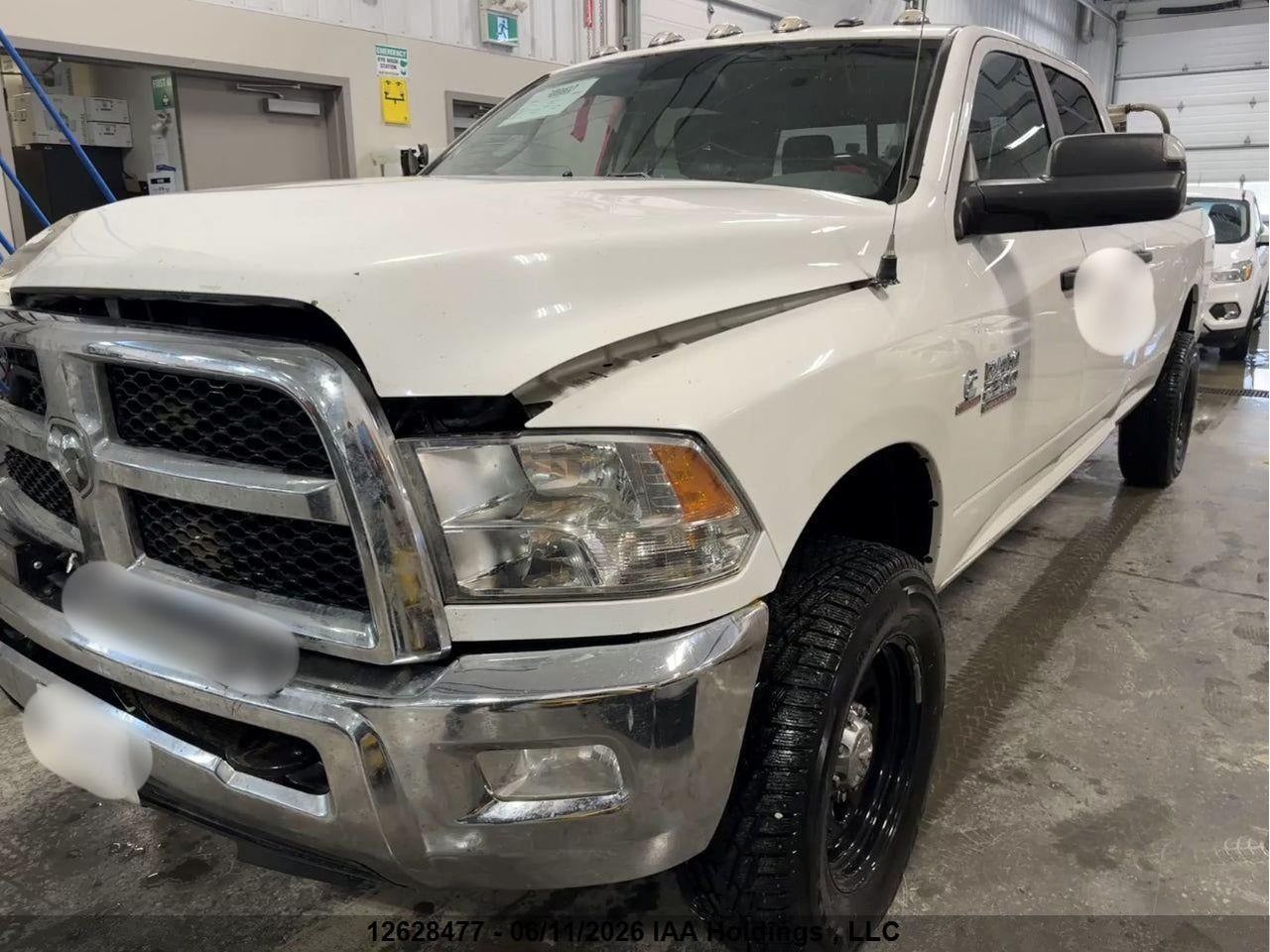 3C6UR5JLXJG354996 · 2018 RAM 2500 SLT
