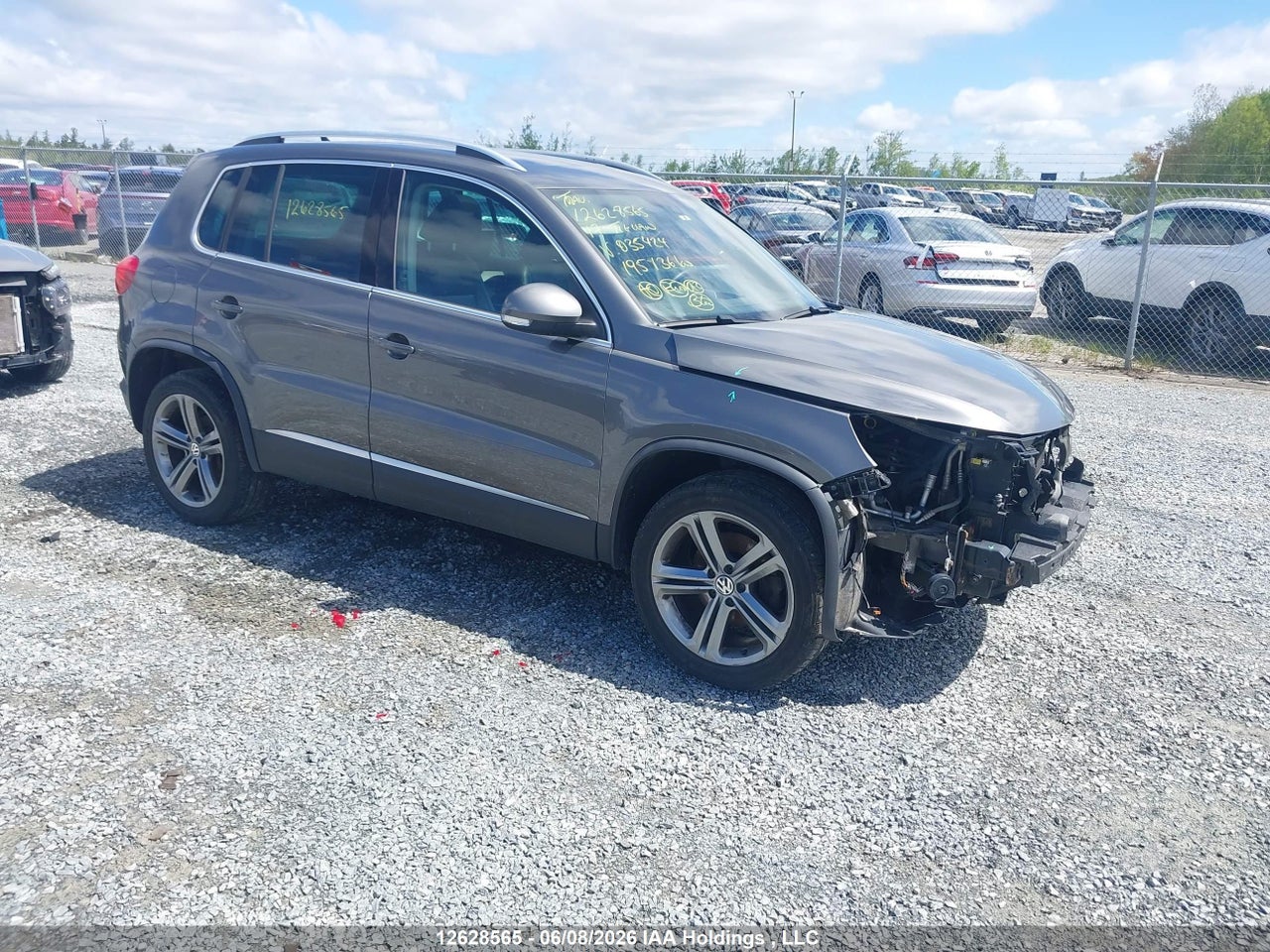 WVGLV7AX7HK035424 · 2017 VOLKSWAGEN TIGUAN HIGHLINE