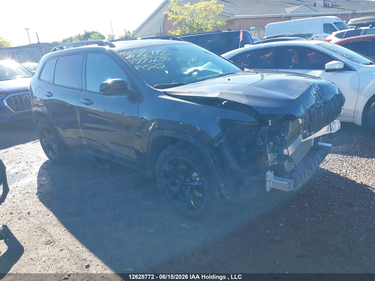 1C4PJMMX2ND555235 · 2022 JEEP CHEROKEE ALTITUDE