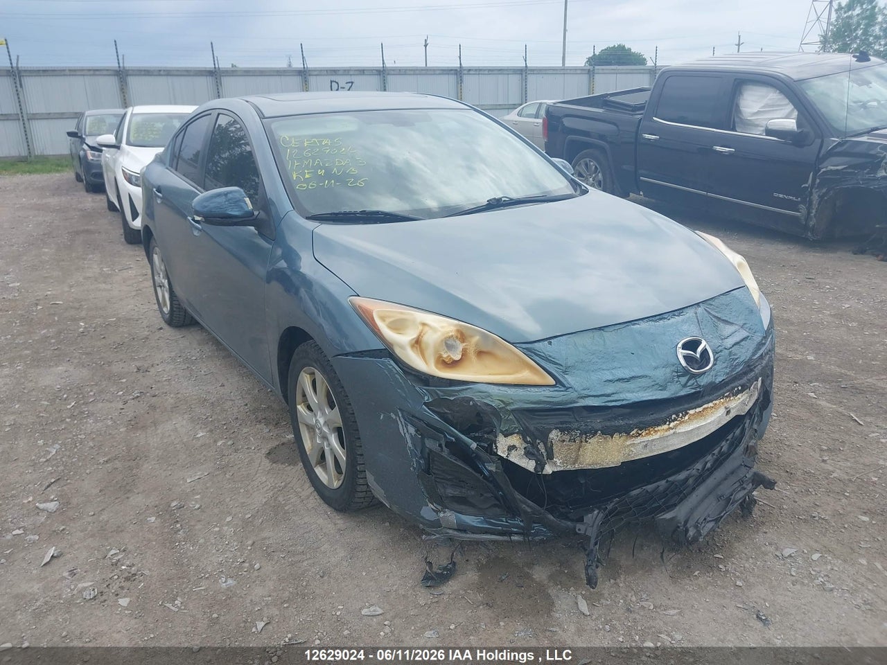 JM1BL1VF9B1468129 · 2011 MAZDA 3 I