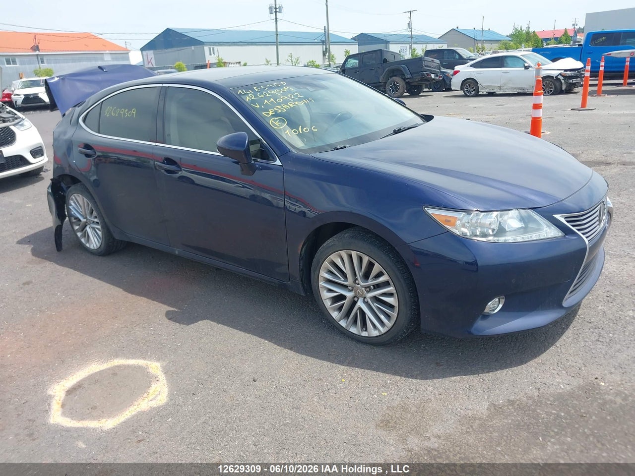 JTHBK1GG5E2110922 · 2014 LEXUS ES 350