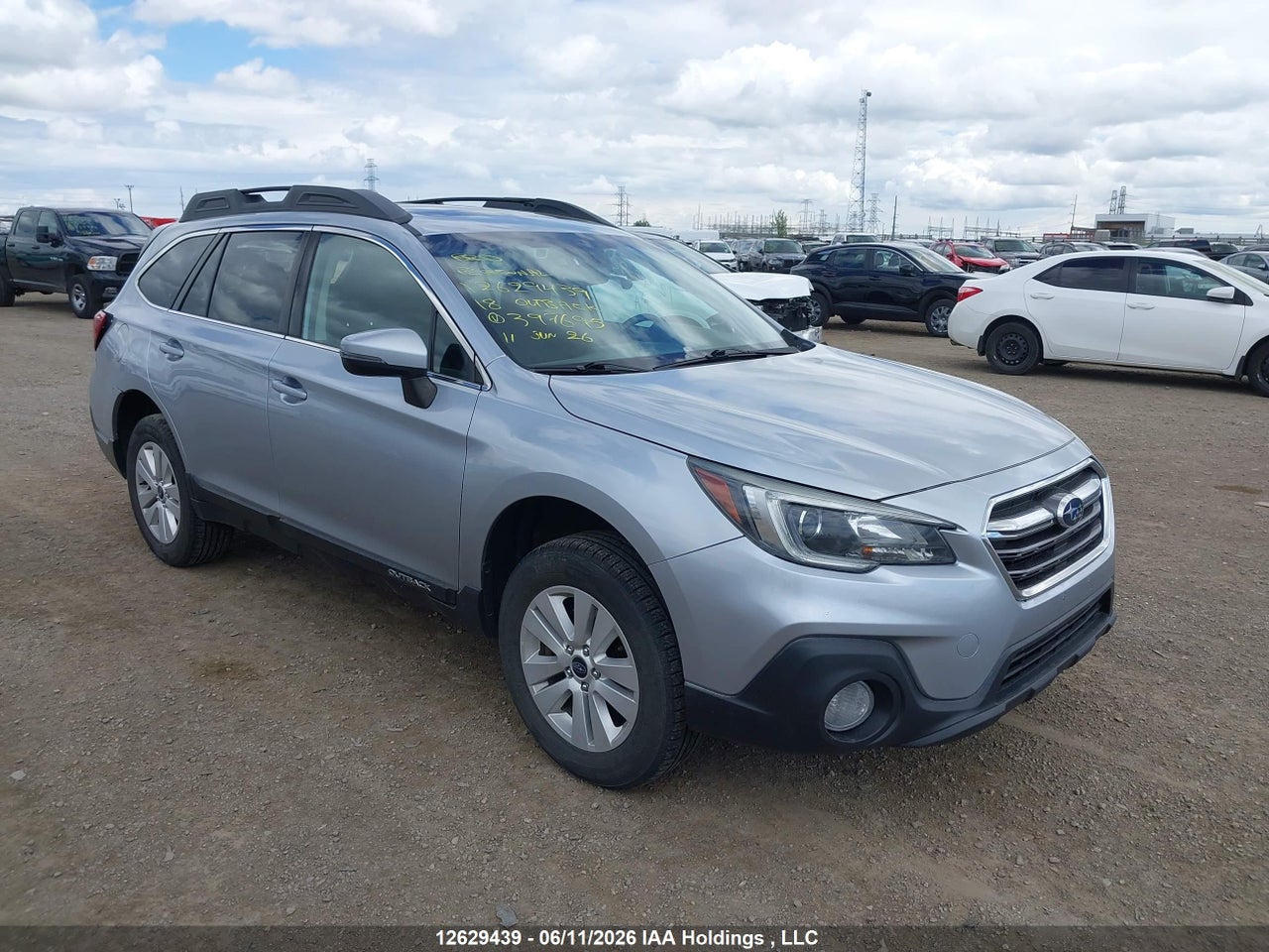 4S4BSDGC7J3397695 · 2018 SUBARU OUTBACK 2.5I PREMIUM