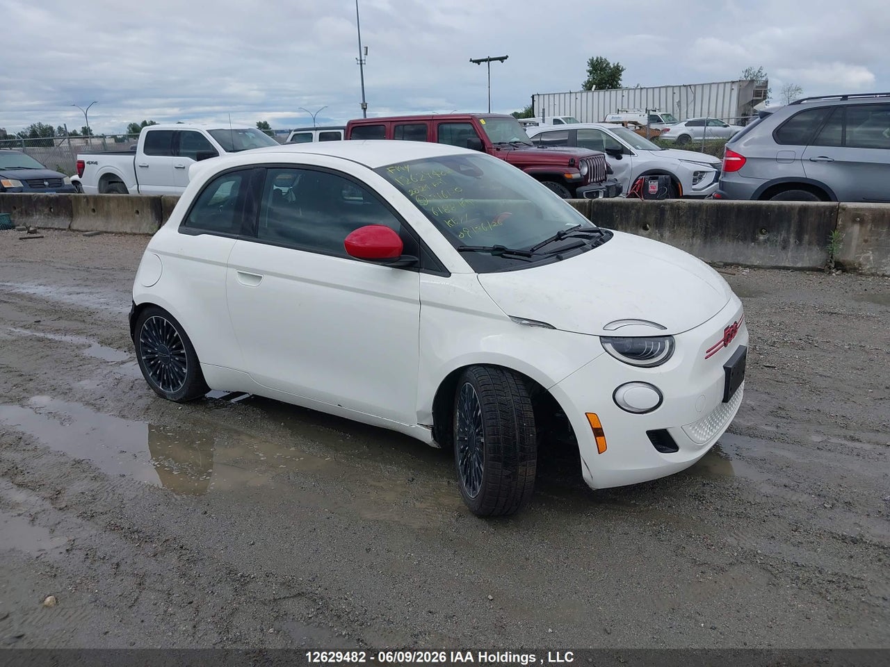 ZFAFFAA47RX216150 · 2024 FIAT 500E RED