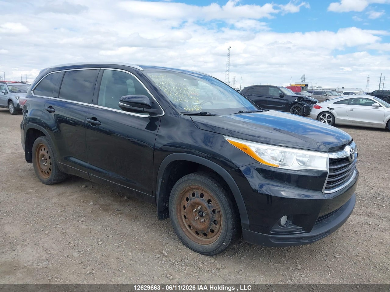 5TDJKRFHXFS203970 · 2015 TOYOTA highlander xle