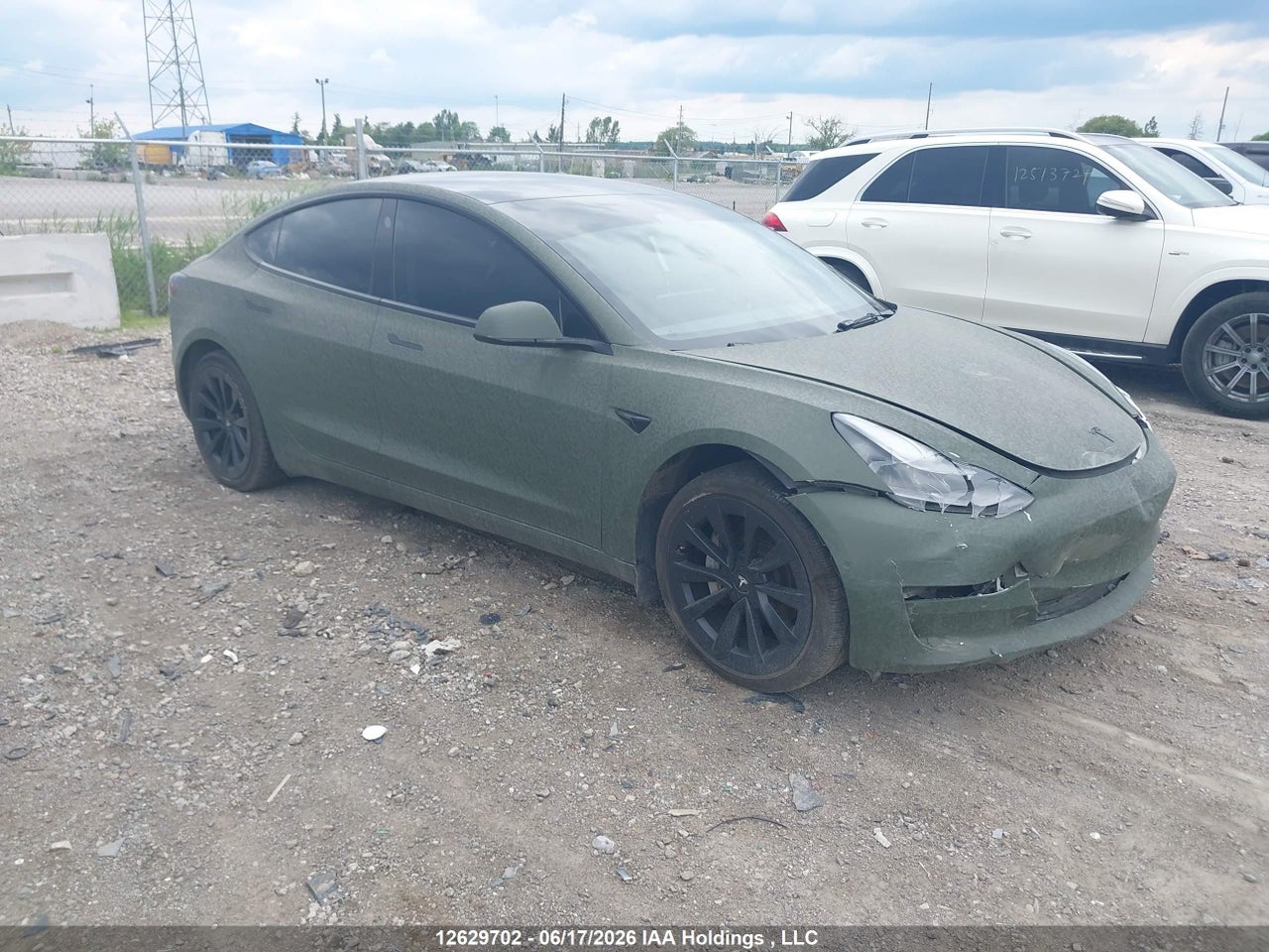 5YJ3E1EA1NF164632 · 2022 TESLA MODEL 3 RWD/STANDARD RANGE