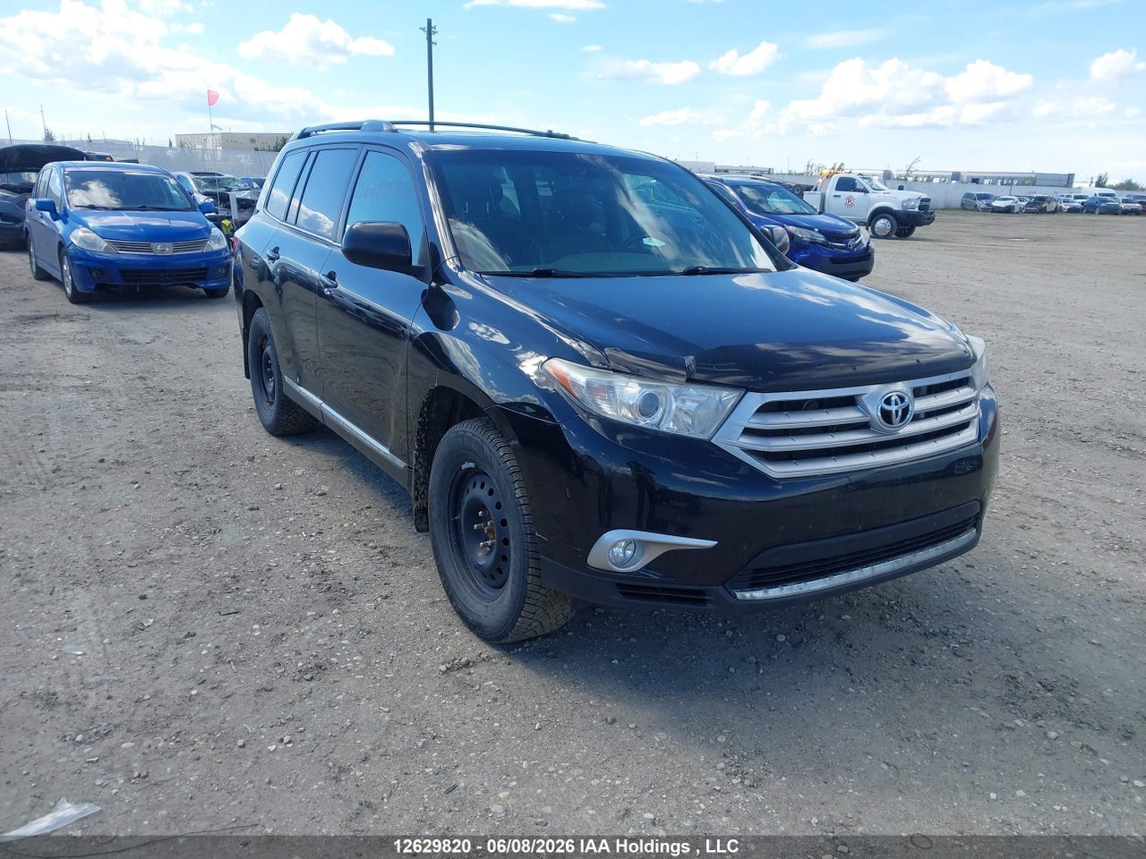 5TDBK3EH2BS060428 · 2011 TOYOTA HIGHLANDER SE
