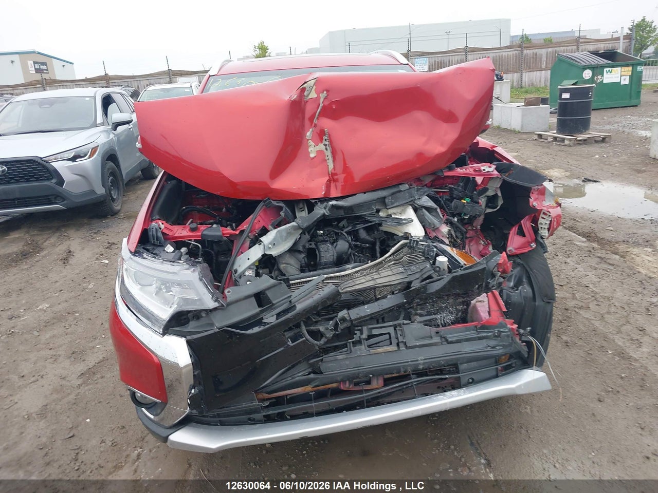 JA4AZ2A33JZ607113 · 2018 MITSUBISHI OUTLANDER ES · 1/12