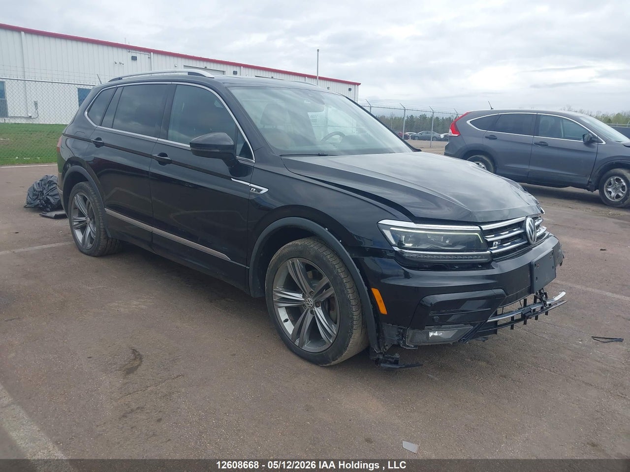 3VV4B7AX0JM146933 · 2018 VOLKSWAGEN TIGUAN HIGHLINE