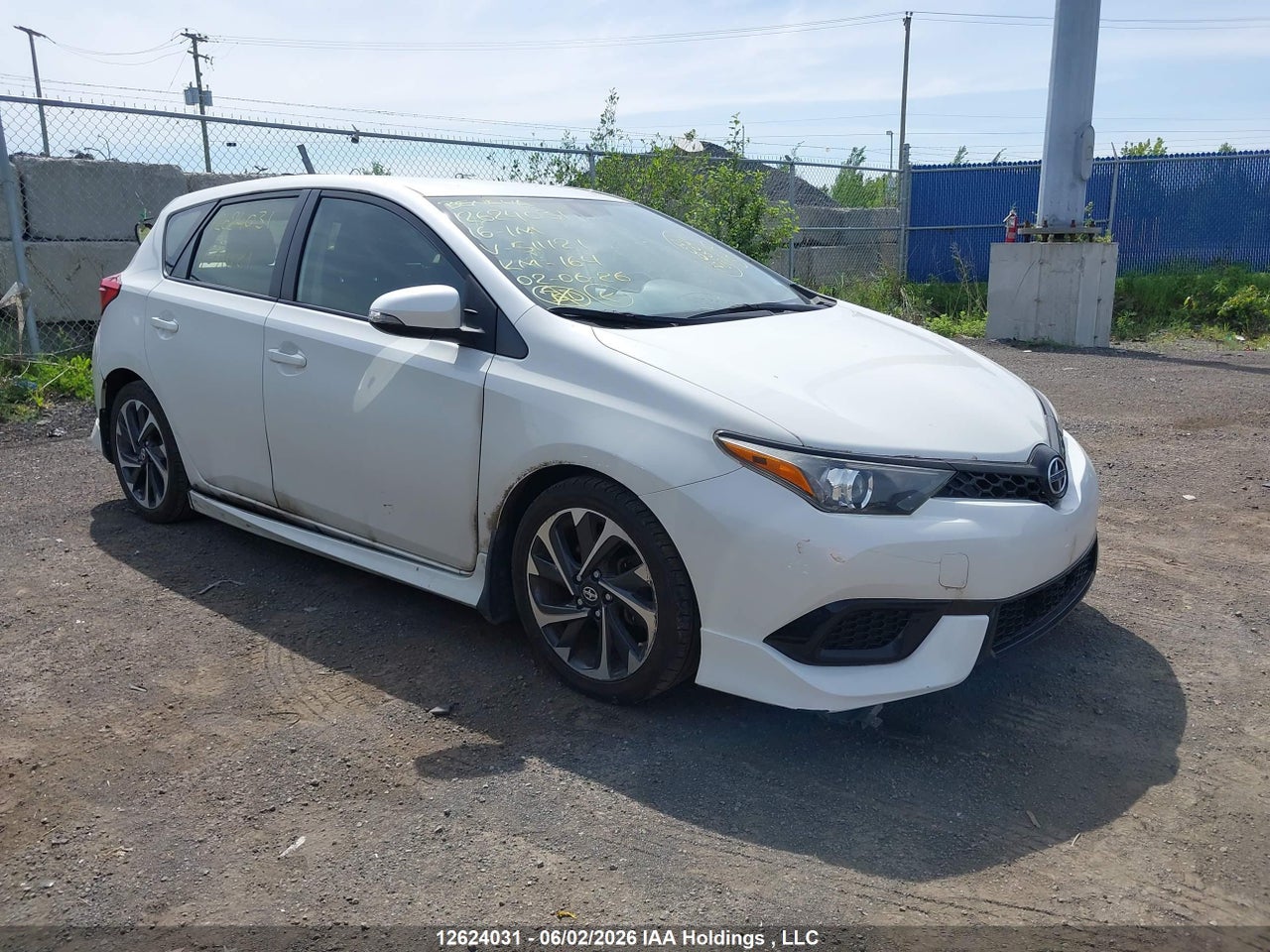 JTNKARJE6GJ511121 · 2016 SCION IM