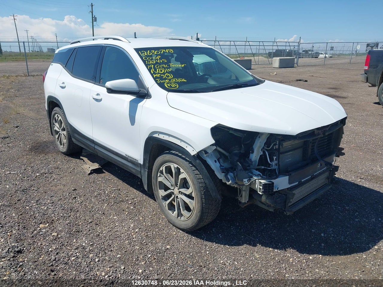 3GKALVEX0KL122415 · 2019 GMC TERRAIN SLT