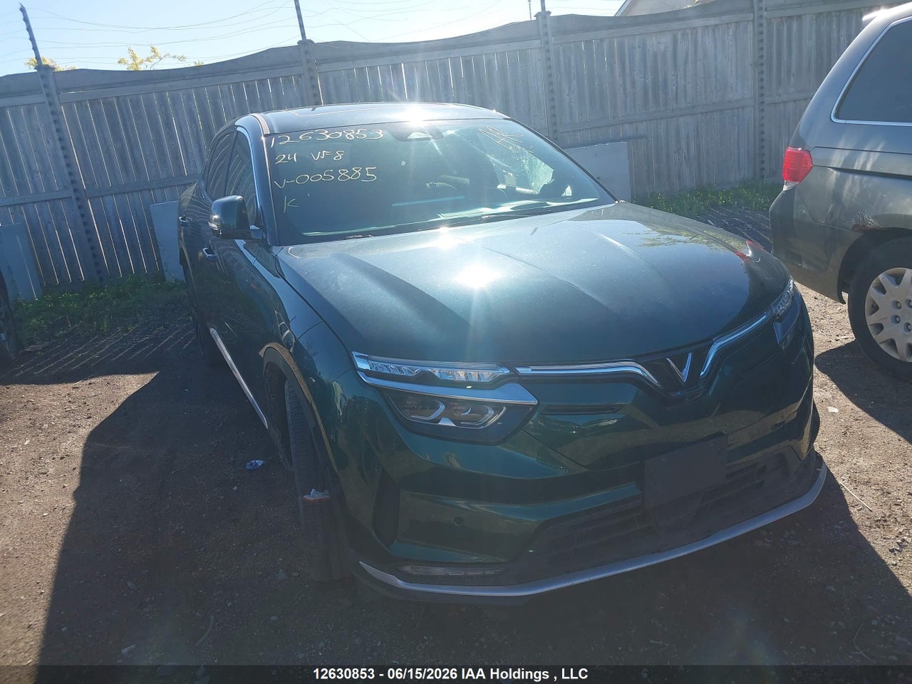 RLLV1AFB4RH005885 · 2024 VINFAST VF 8 PLUS