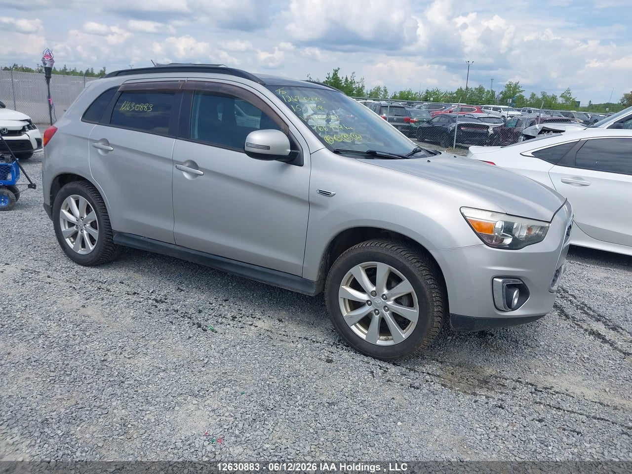 4A4AJ4AW7FE605472 · 2015 MITSUBISHI RVR GT