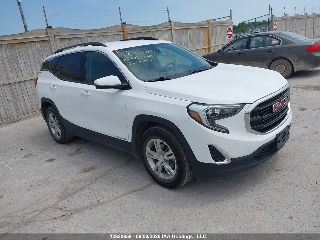 3GKALMEV3LL256006 · 2020 GMC TERRAIN SLE