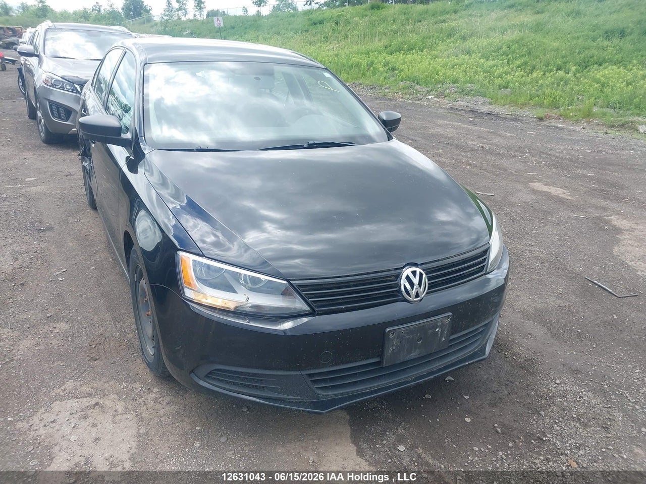 3VW2K7AJ0BM328812 · 2011 VOLKSWAGEN JETTA 2.0L TRENDLINE/2.0L TRENDLINE+