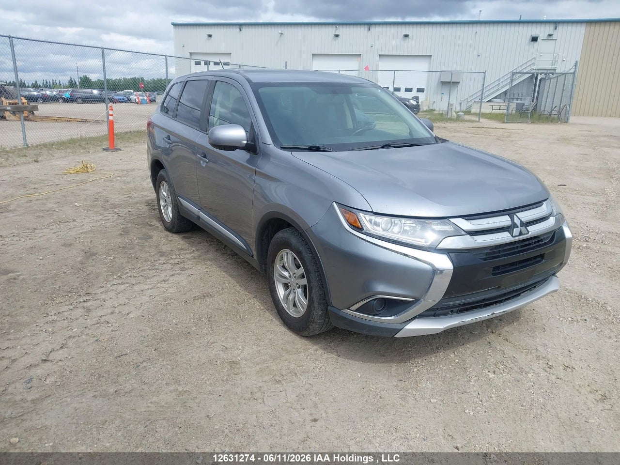 JA4AZ2A31GZ601609 · 2016 MITSUBISHI OUTLANDER ES
