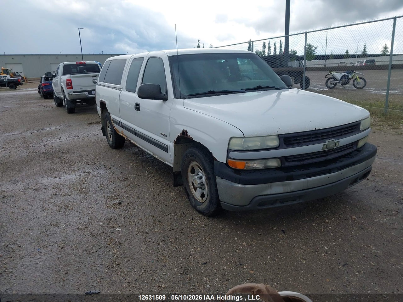 1GCEC19V4YZ269711 · 2000 CHEVROLET Silverado C1500