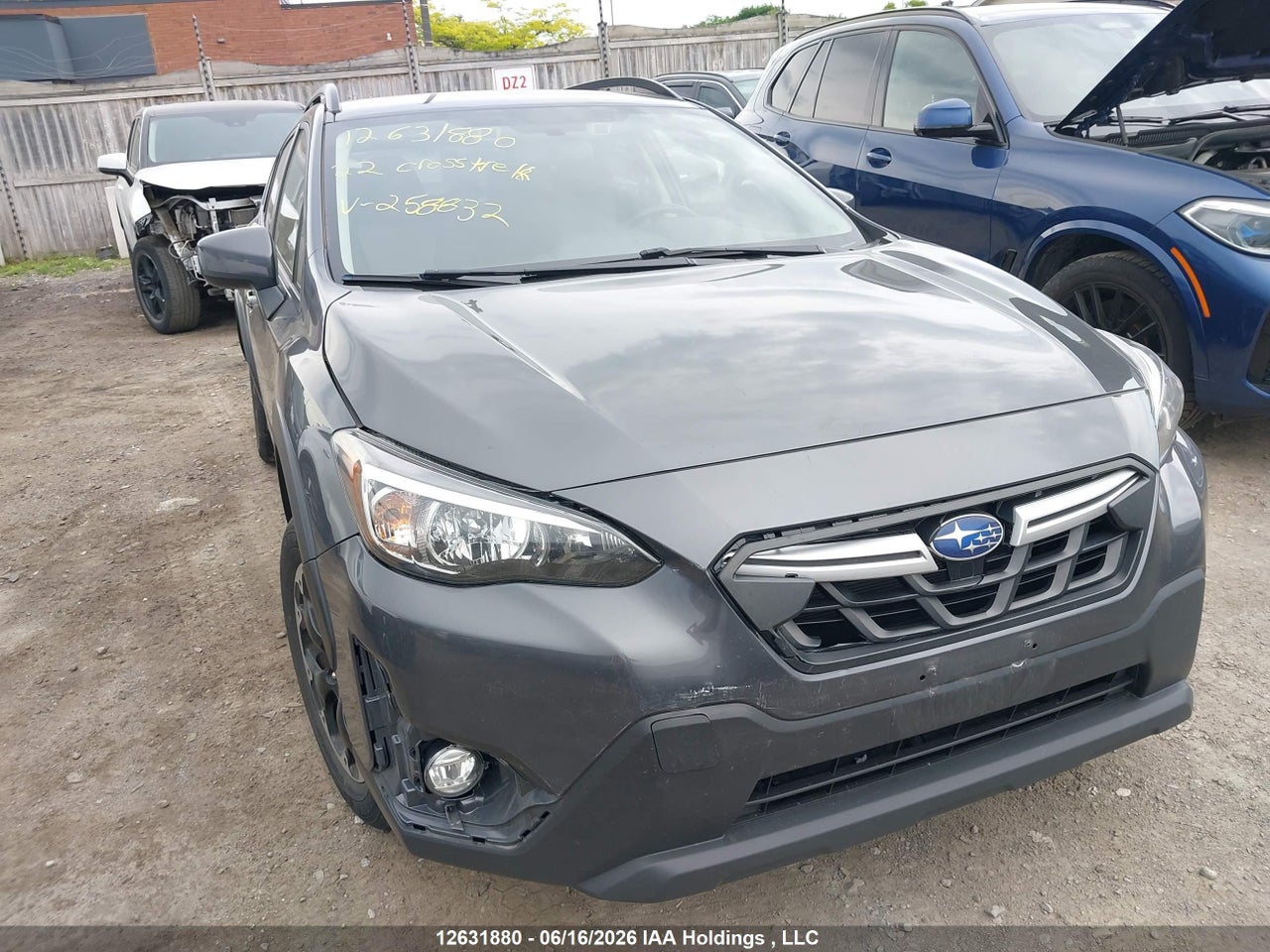 JF2GTAPC9NH258832 · 2022 SUBARU CROSSTREK PREMIUM