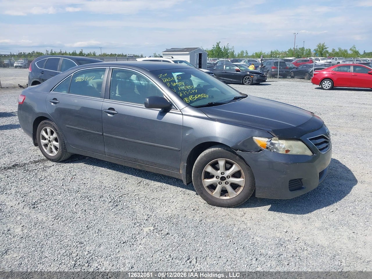 4T1BF3EK9BU155933 · 2011 TOYOTA CAMRY SE/LE/XLE