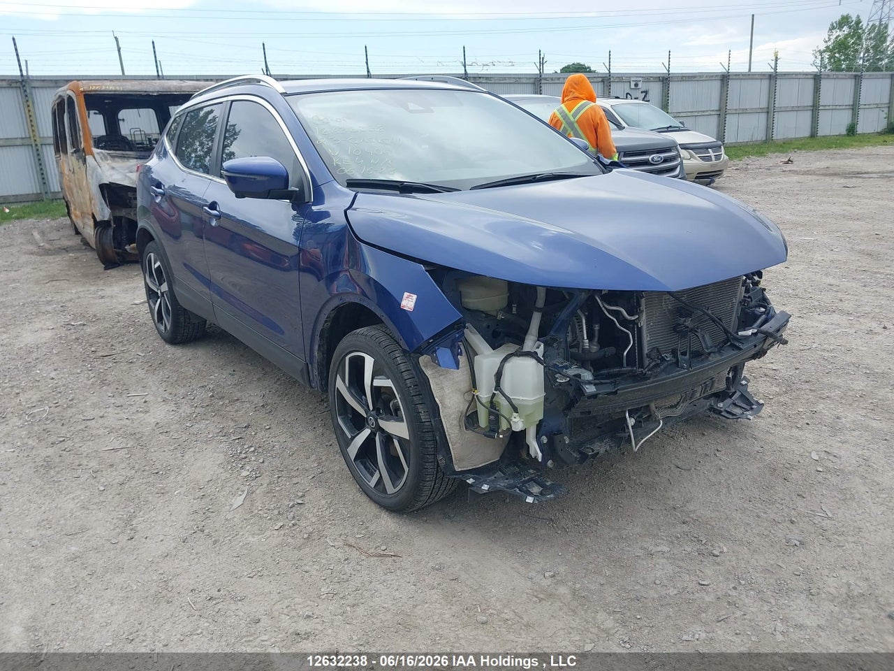 JN1BJ1BW2PW104061 · 2023 NISSAN QASHQAI SL · 1/12