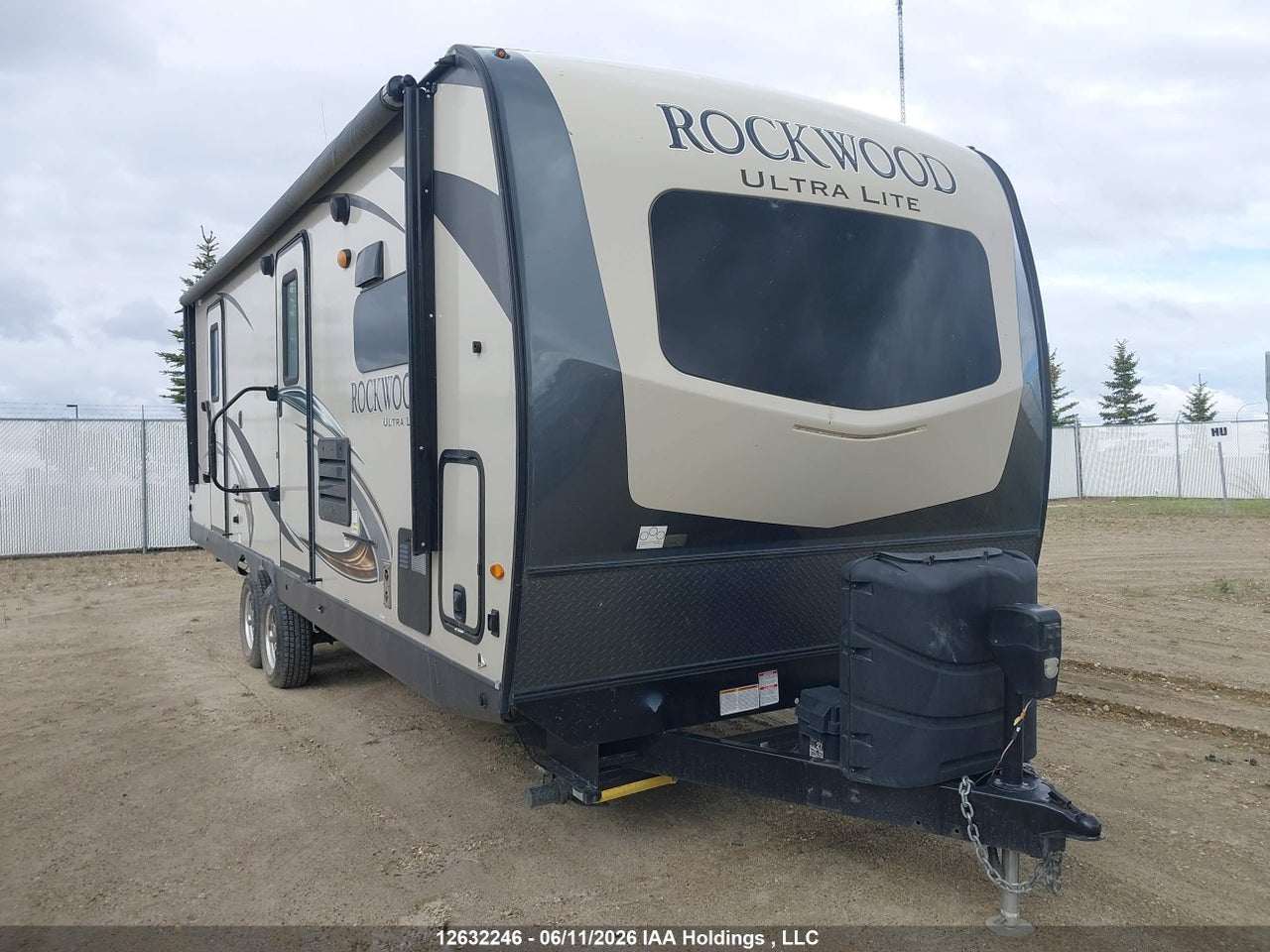 4X4TRLB24KZ159762 · 2019 FOREST RIVER ROCKWOOD · 1/12