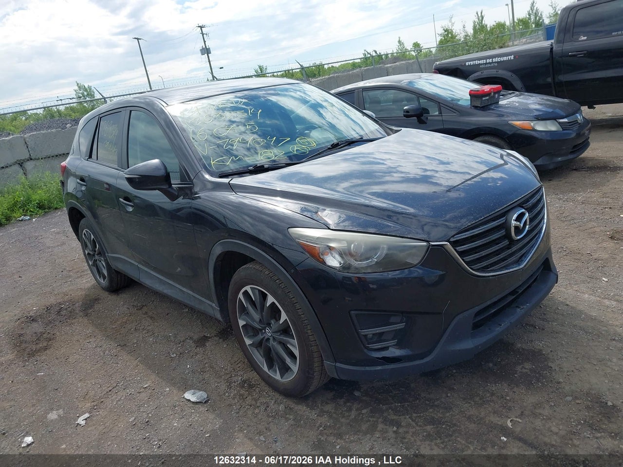 JM3KE4DY0G0794047 · 2016 MAZDA CX-5 GT