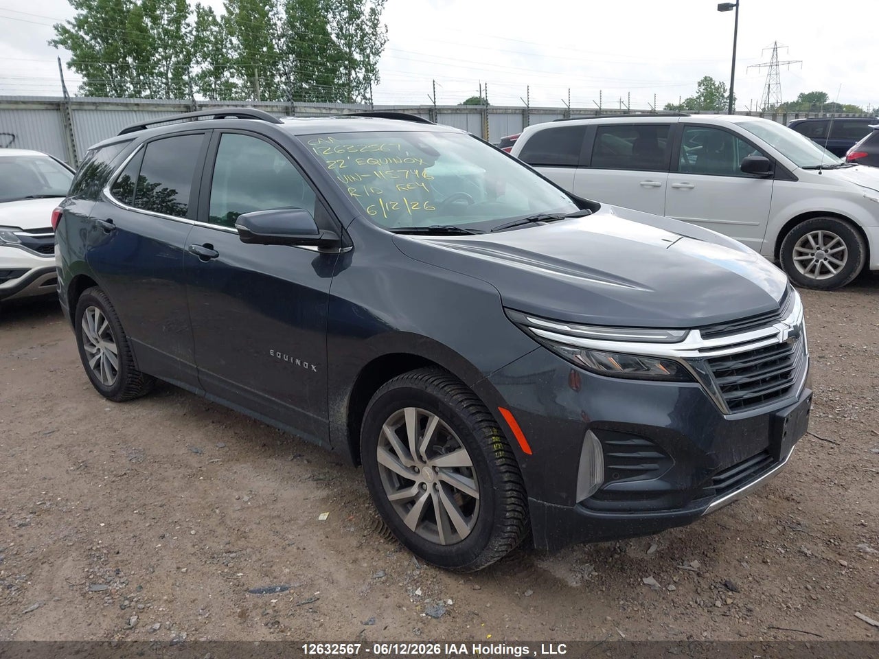 2GNAXUEV9N6115746 · 2022 CHEVROLET EQUINOX LT