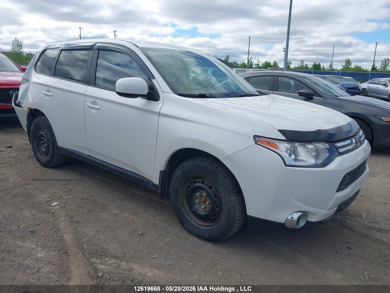 JA4AZ2A31EZ602529 · 2014 MITSUBISHI OUTLANDER ES