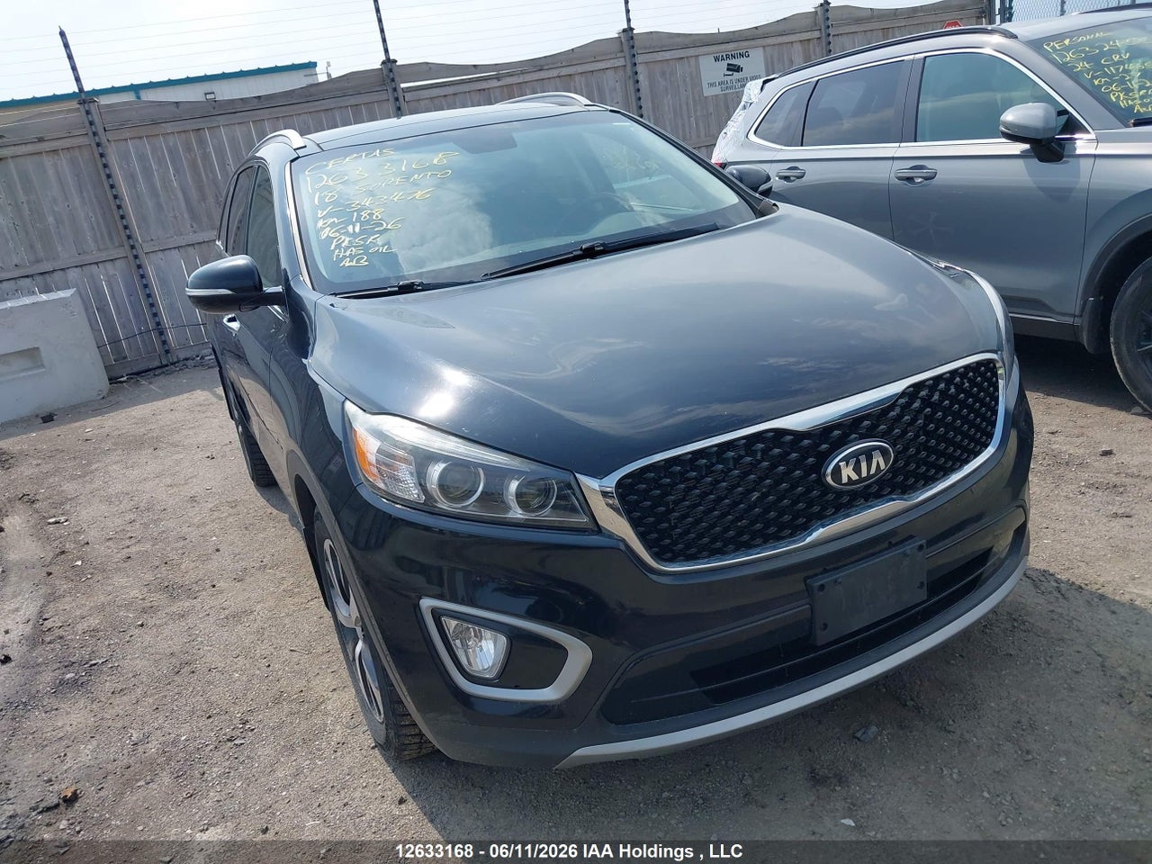 5XYPHDA52JG343476 · 2018 KIA SORENTO EX