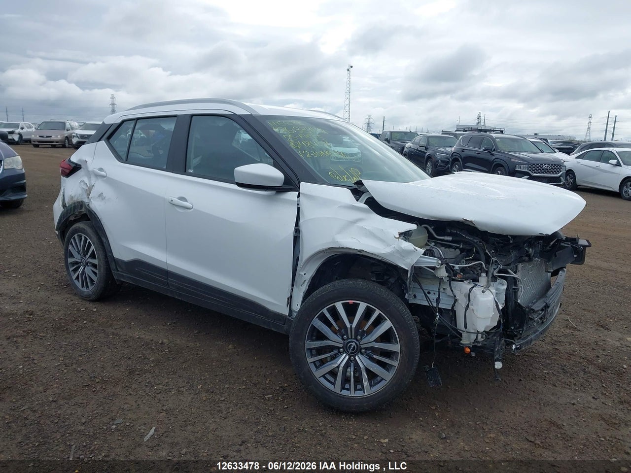3N1CP5CVXSL484121 · 2025 NISSAN KICKS PLAY SV