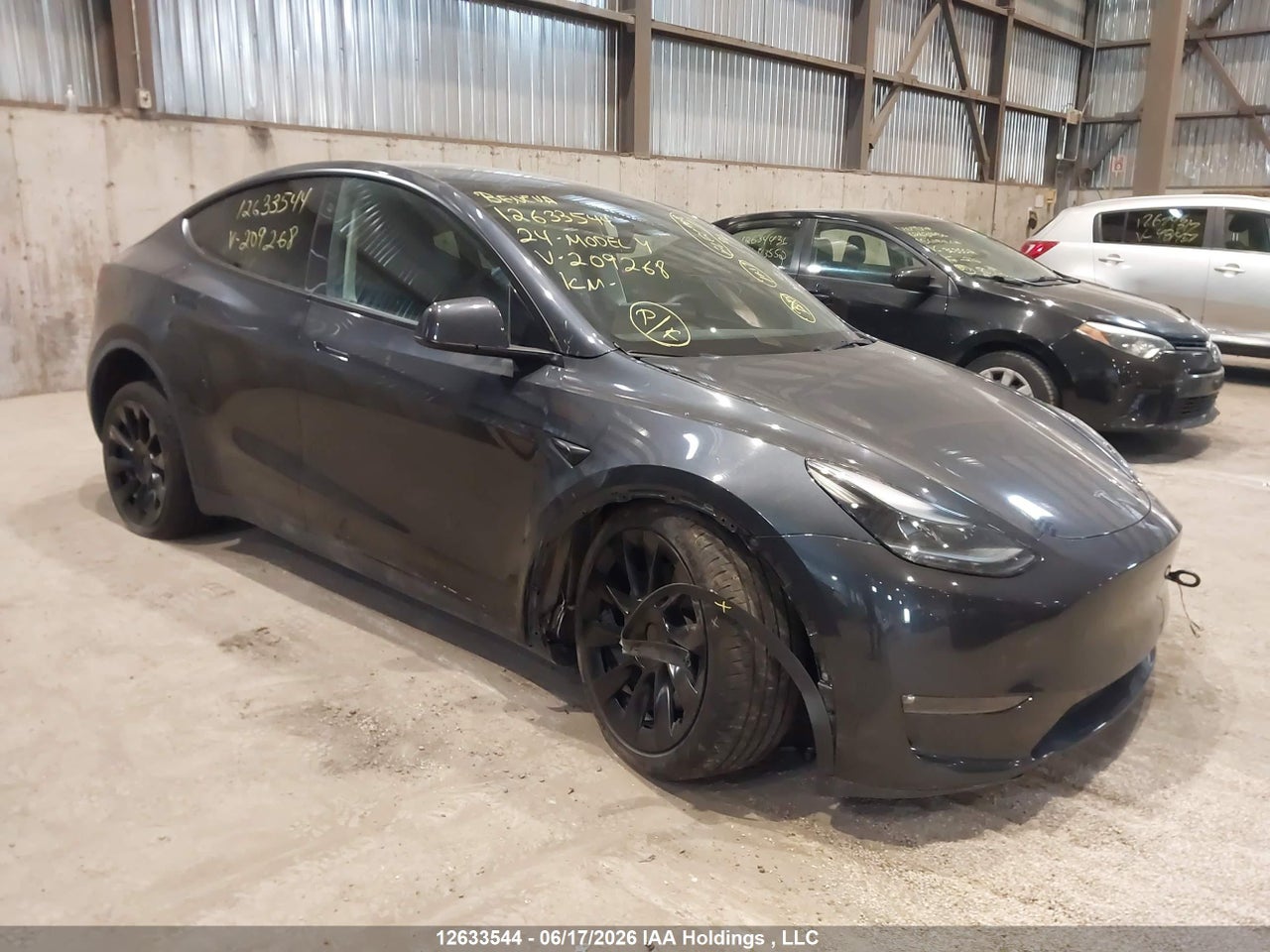 7SAYGDEE6RF209268 · 2024 TESLA MODEL Y LONG RANGE