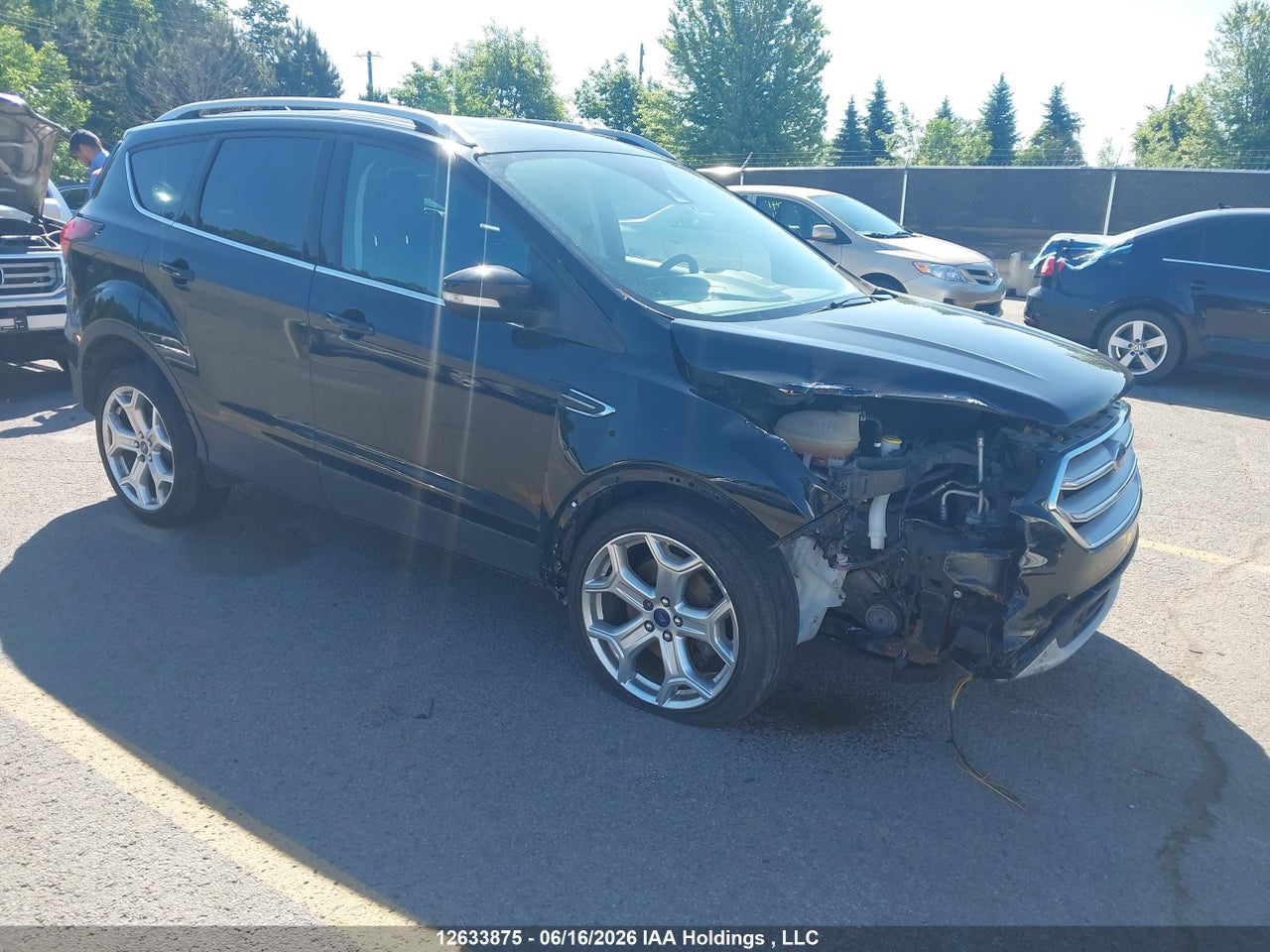 1FMCU9J94KUB35461 · 2019 FORD ESCAPE TITANIUM