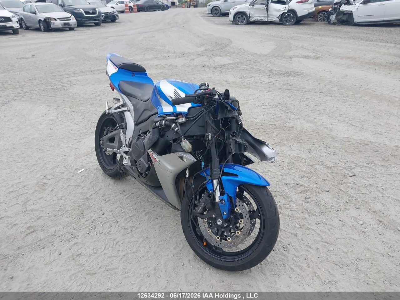 JH2PC40257M000424 · 2007 HONDA CBR600 RR · 1/12