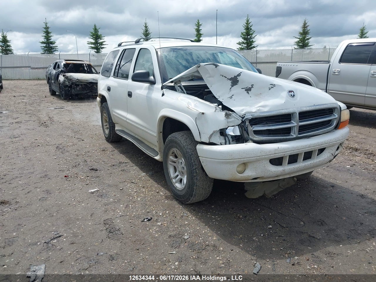 1B4HS48NX2F183490 · 2002 DODGE DURANGO SLT · 1/12