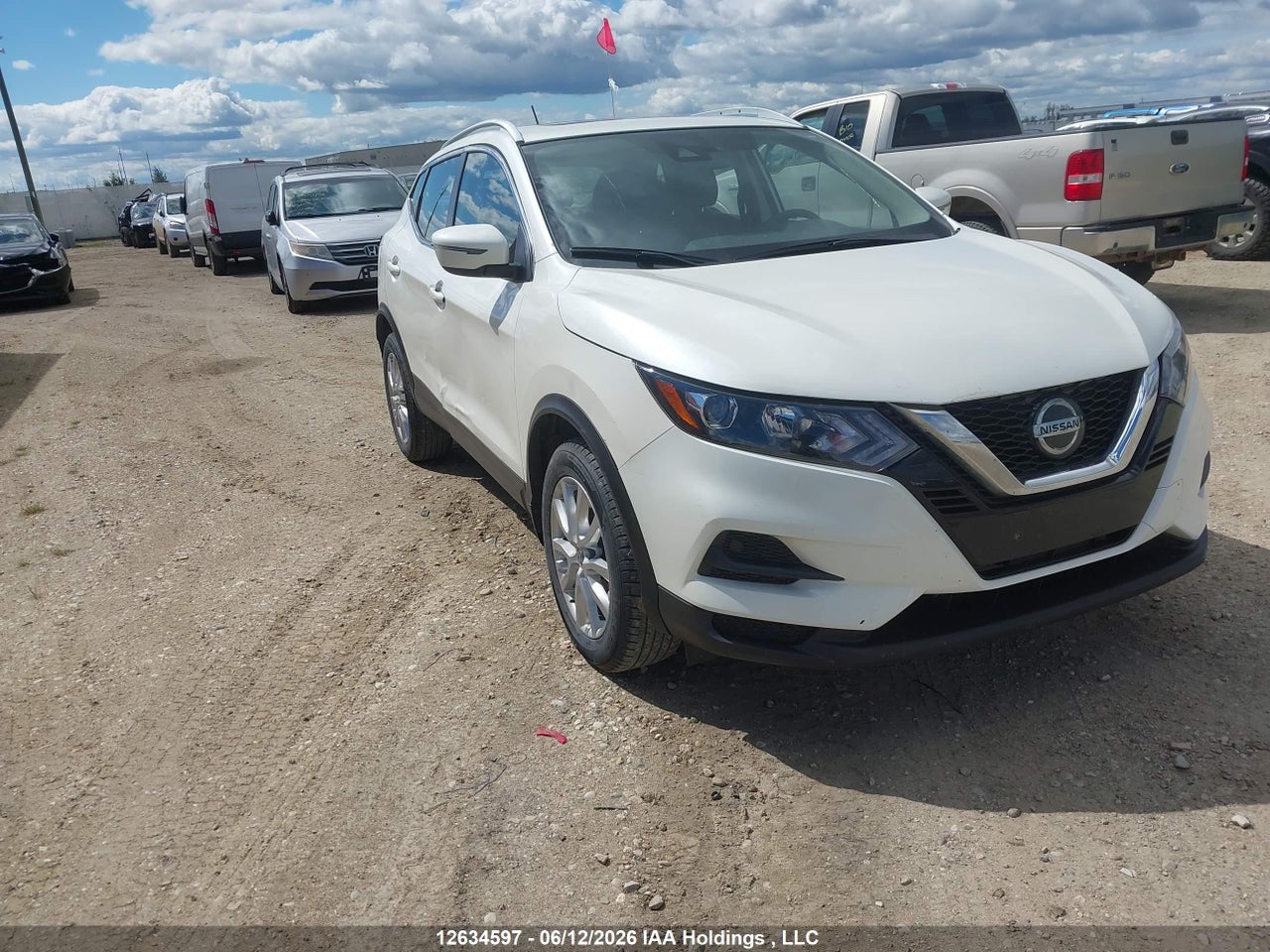 JN1BJ1BW2PW108479 · 2023 NISSAN QASHQAI SV