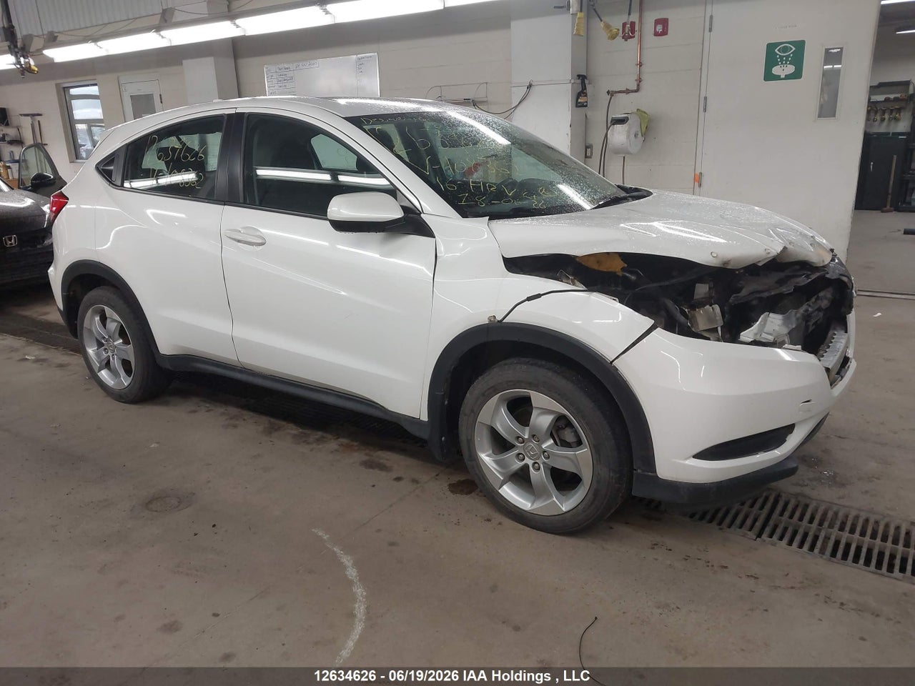 3CZRU6H34GM108362 · 2016 HONDA HR-V LX