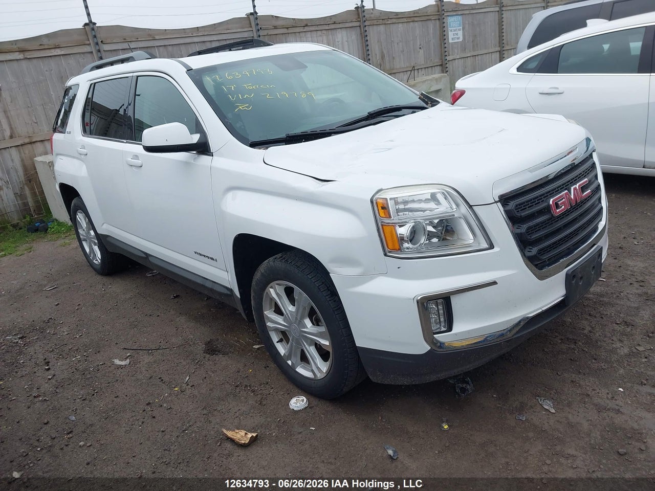 2GKALNEK9H6219789 · 2017 GMC TERRAIN SLE-2