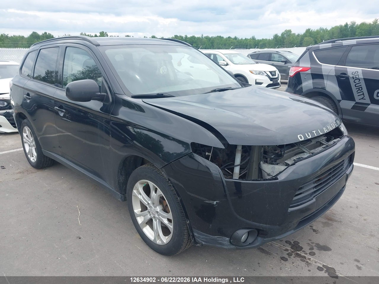 JA4AZ2A35EZ603621 · 2014 MITSUBISHI OUTLANDER ES