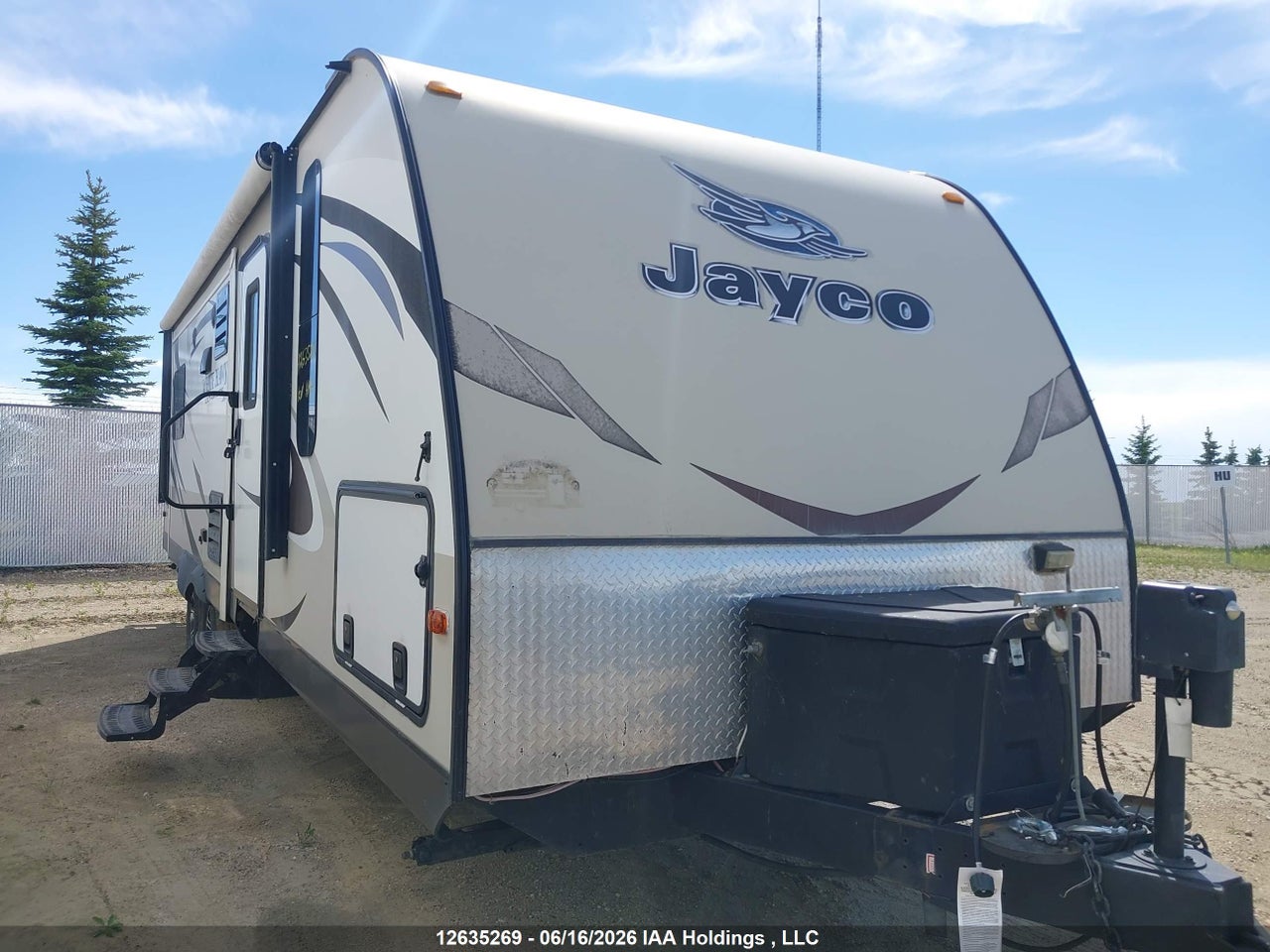 1UJBJ0BR8F14M0052 · 2015 JAYCO WHITEHAWK